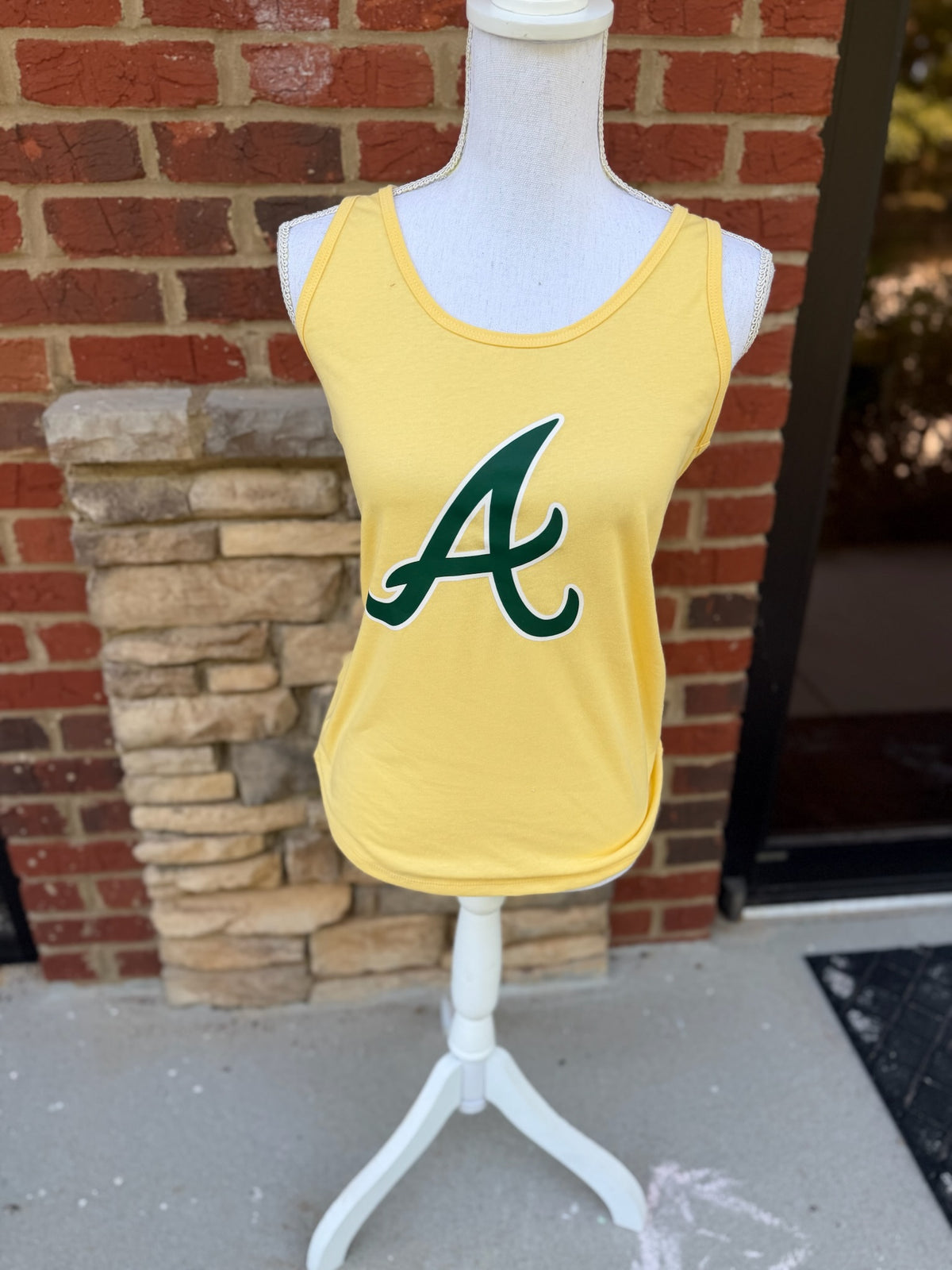 ATL VIPERS: Banana Cream Tank Designs
