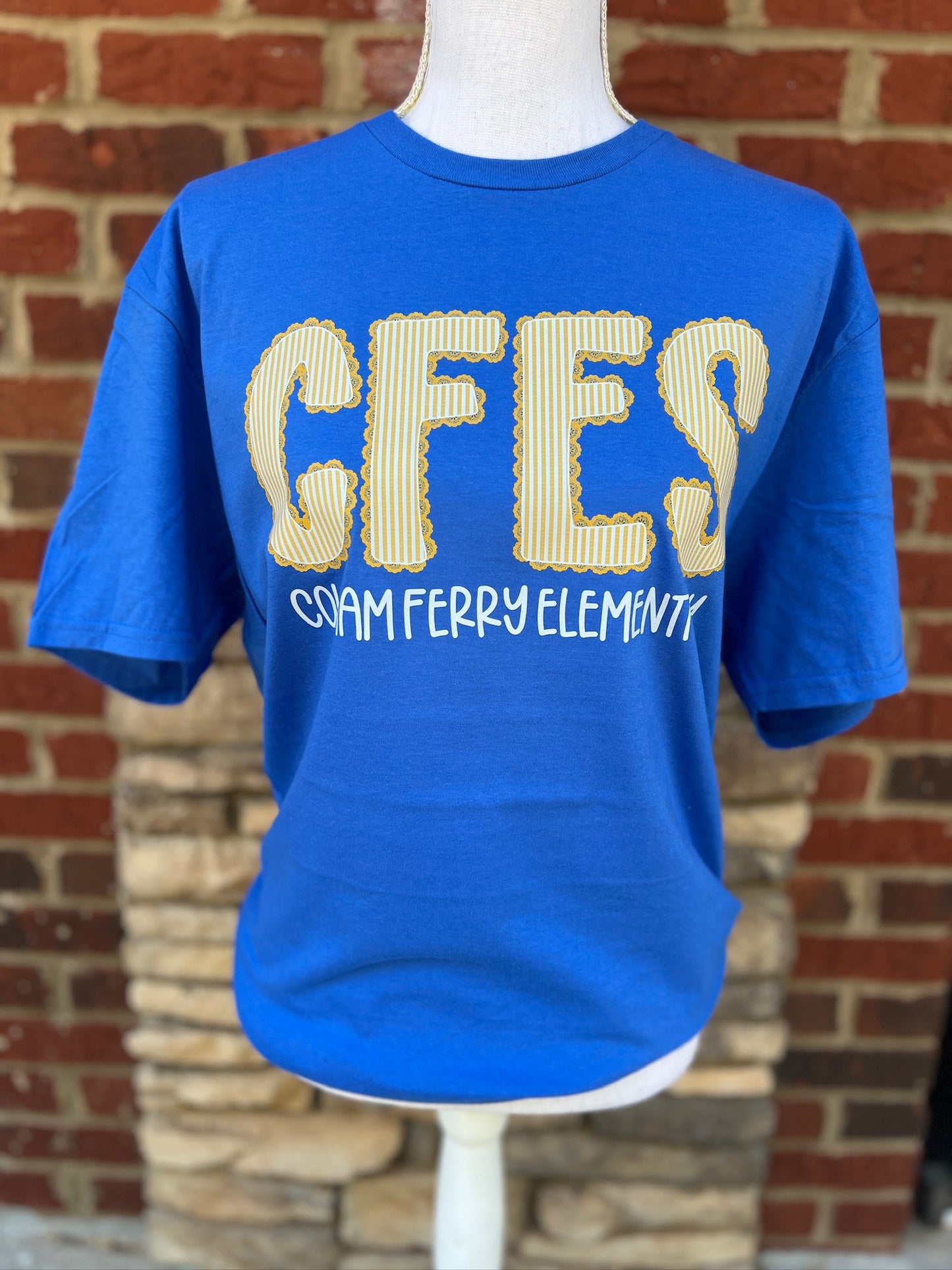 Colham Ferry Seersucker Spirit Tee - Yellow Seerksucker on Gildan Softstyle Royal