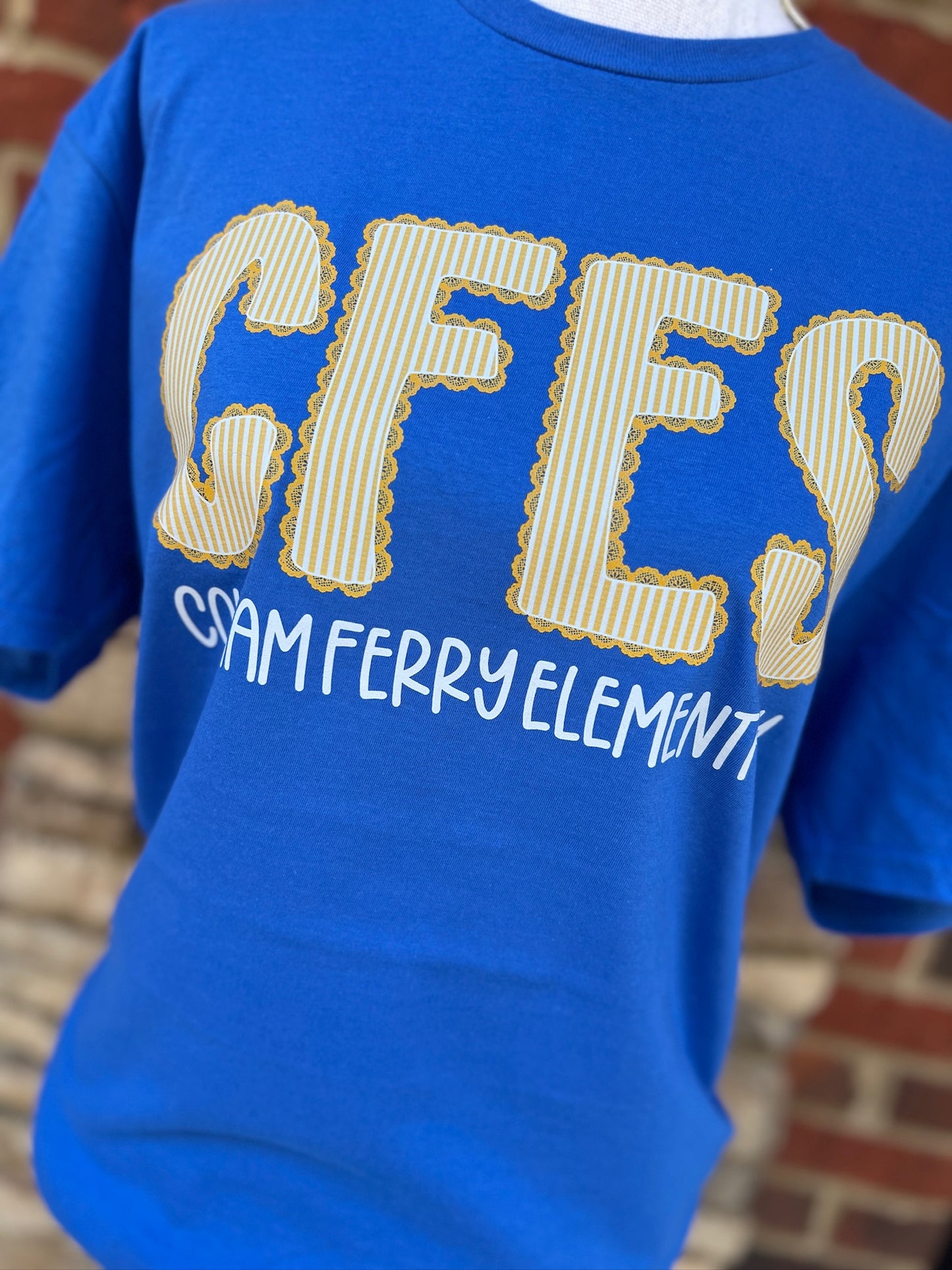 Colham Ferry Seersucker Spirit Tee - Yellow Seerksucker on Gildan Softstyle Royal